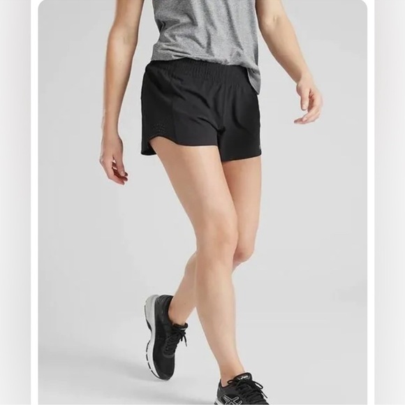 Athleta Pants - Athleta Hustle 3 Inch Black shorts
